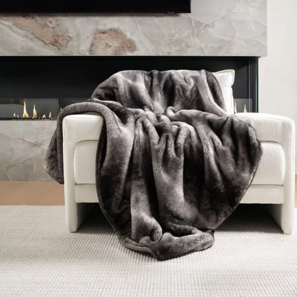 Soft and Luxurious Faux Fur Throw | Extra Thick & No Shedding - Image 2