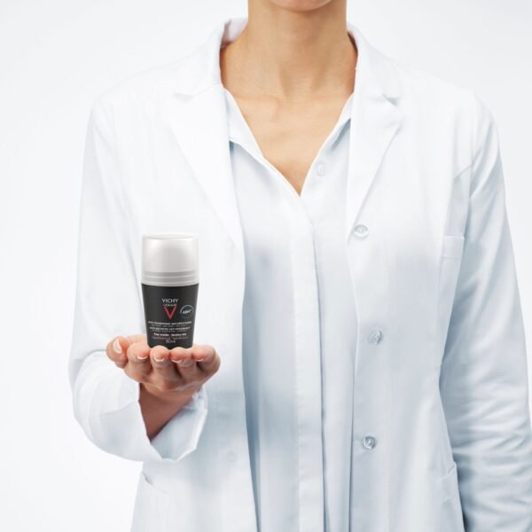 Vichy Homme 48hr Deodorant Roll-On | Soothing Anti-Perspirant for Sensitive Skin - Image 2